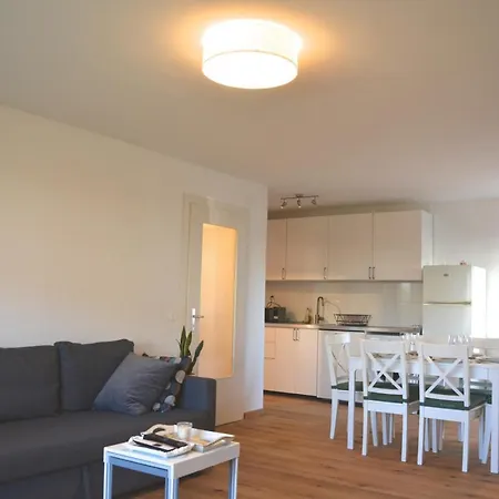 & Montagne - Familial A Proximite De La De Preverenges