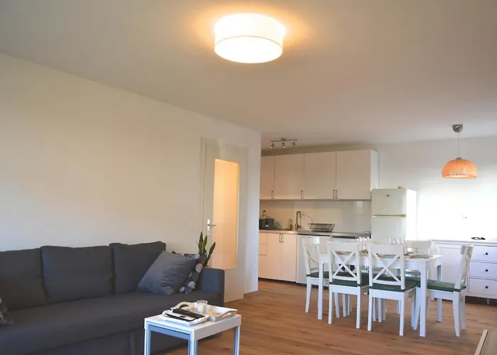 & Montagne - Familial A Proximite De La De Preverenges